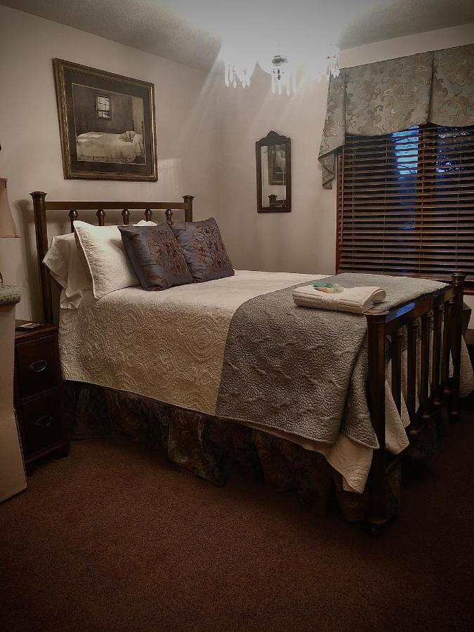 Winnie'S Bed & Breakfast Lawrenceburg Exterior photo